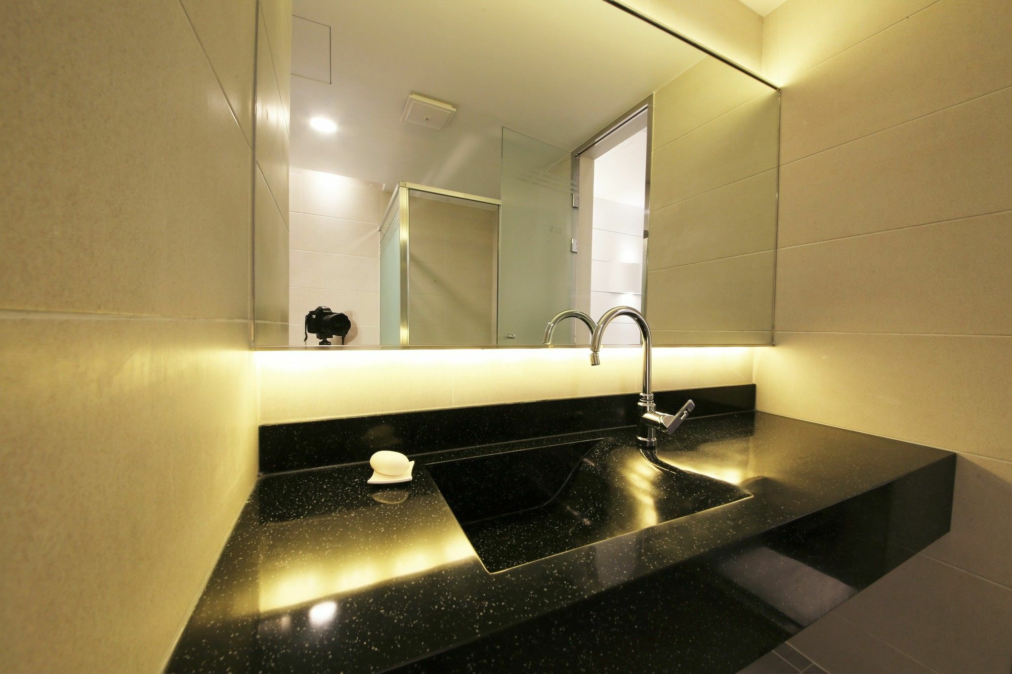Premium Ava Hotel Busan Buitenkant foto