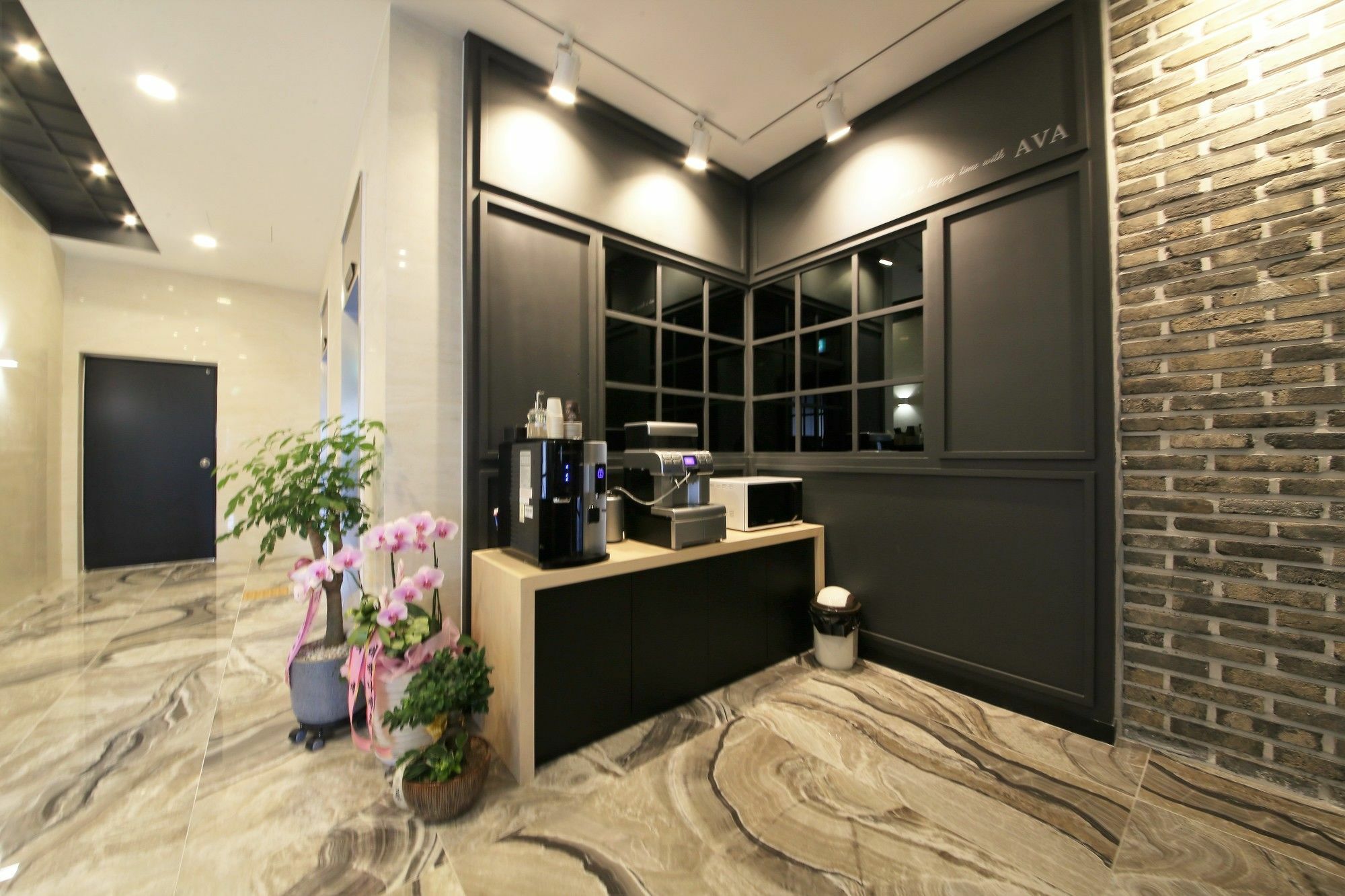Premium Ava Hotel Busan Buitenkant foto