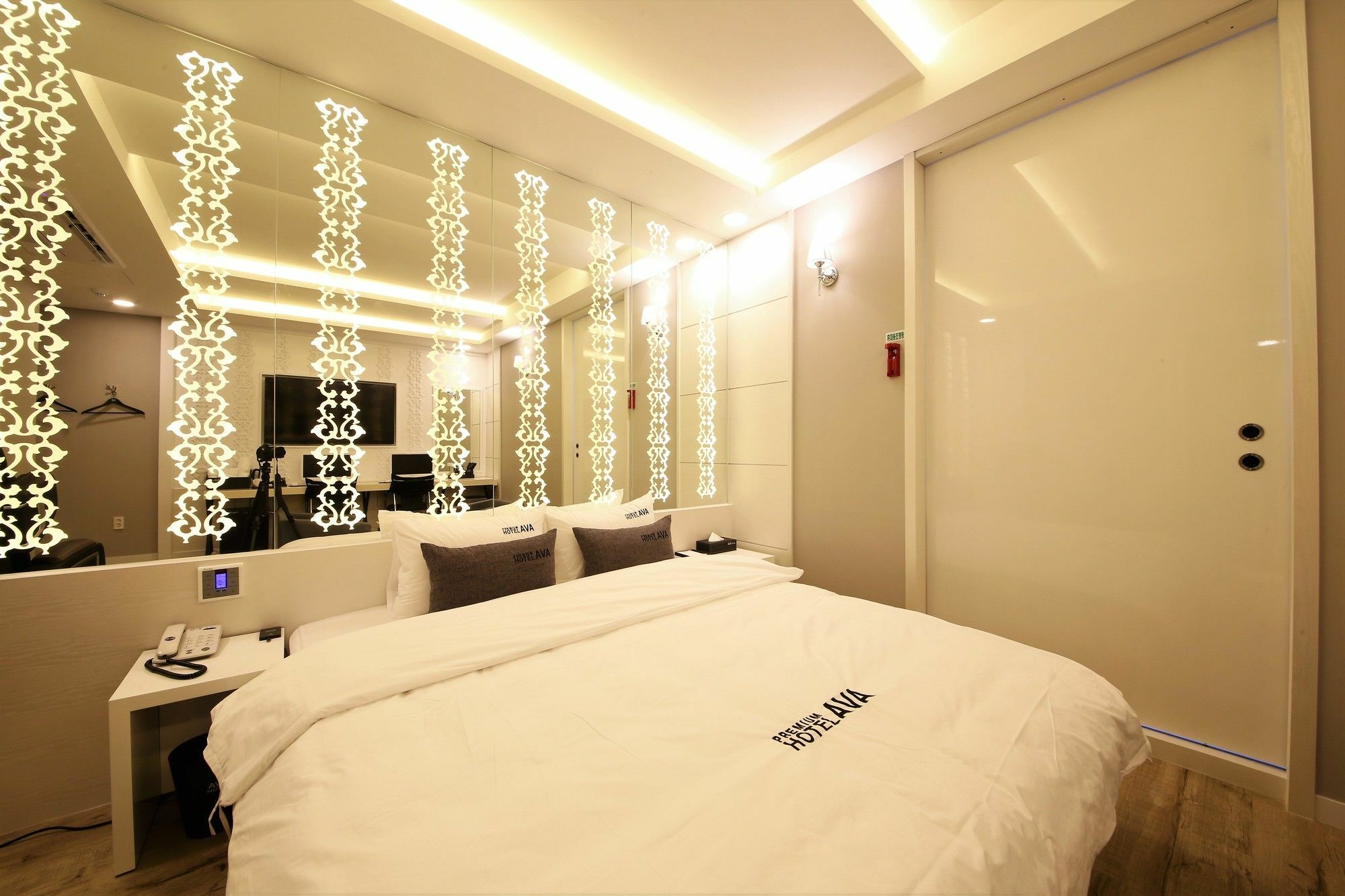 Premium Ava Hotel Busan Buitenkant foto