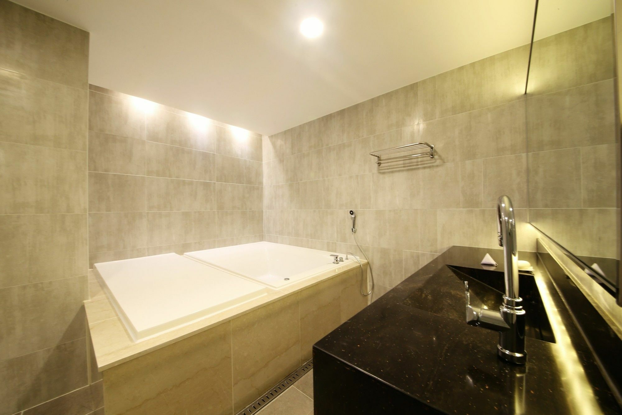 Premium Ava Hotel Busan Buitenkant foto